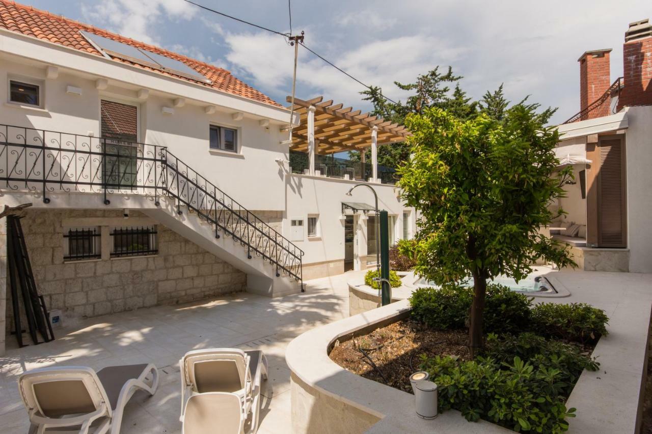 Villa Hurem 特罗吉尔 外观 照片
